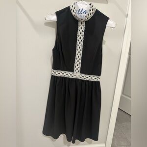 Altard state black sleeveless mini dressss with white detailing